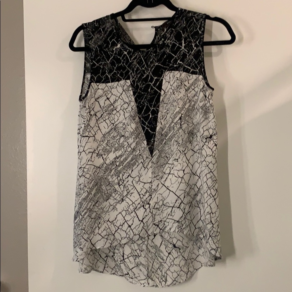 BCBG black/white blouse tank